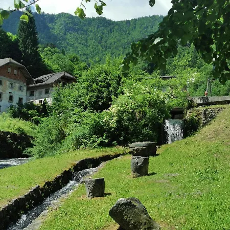 Hostel Bajta Kroparica Kropa