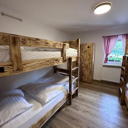 Hostel Bajta Kroparica