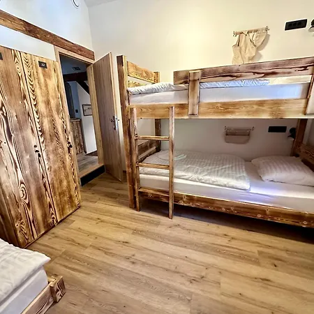 Bajta Kroparica Kropa