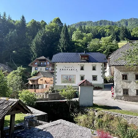 Bajta Kroparica Hostel Kropa