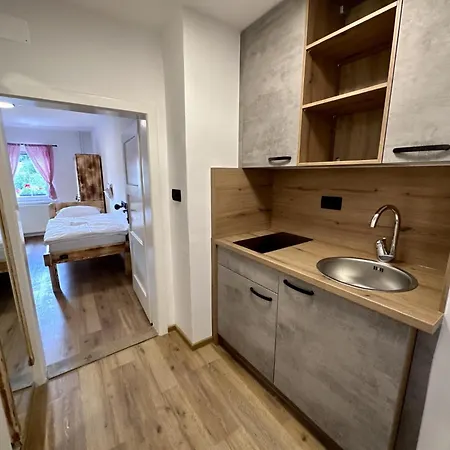 Bajta Kroparica Kropa