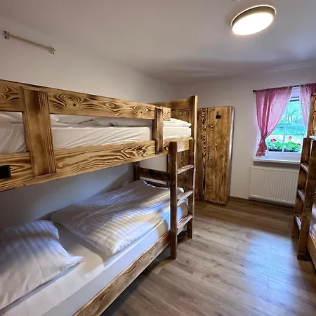 Bajta Kroparica Hostel Kropa