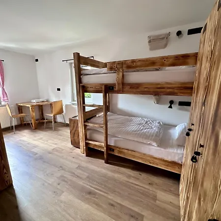 Bajta Kroparica Kropa