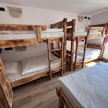 Bajta Kroparica Hostel Kropa