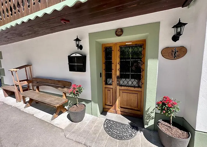 Bajta Kroparica Albergue *