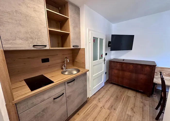 Vandrarhem Bajta Kroparica Kropa