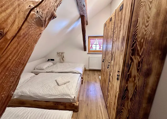 Bajta Kroparica Albergue