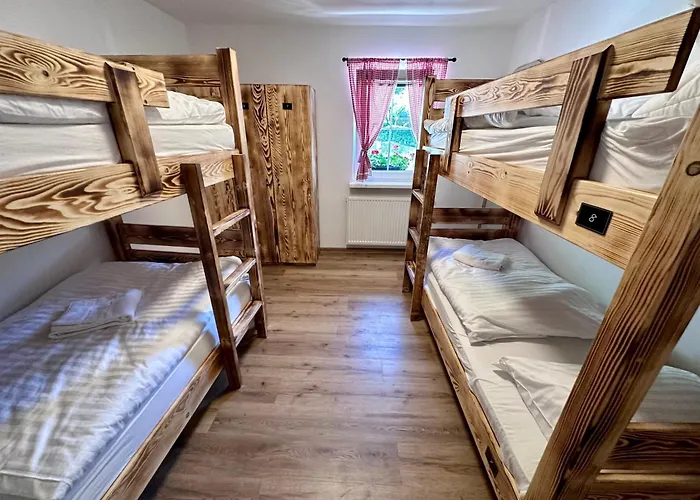 Bajta Kroparica * Kropa